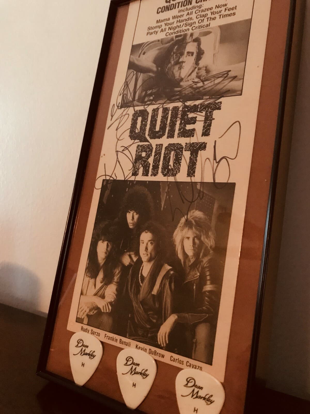 QUIET RIOT hand signed in a frame + 3 Cavazo PICKS lot all 4 DuBrow Sarzo Banali 2
