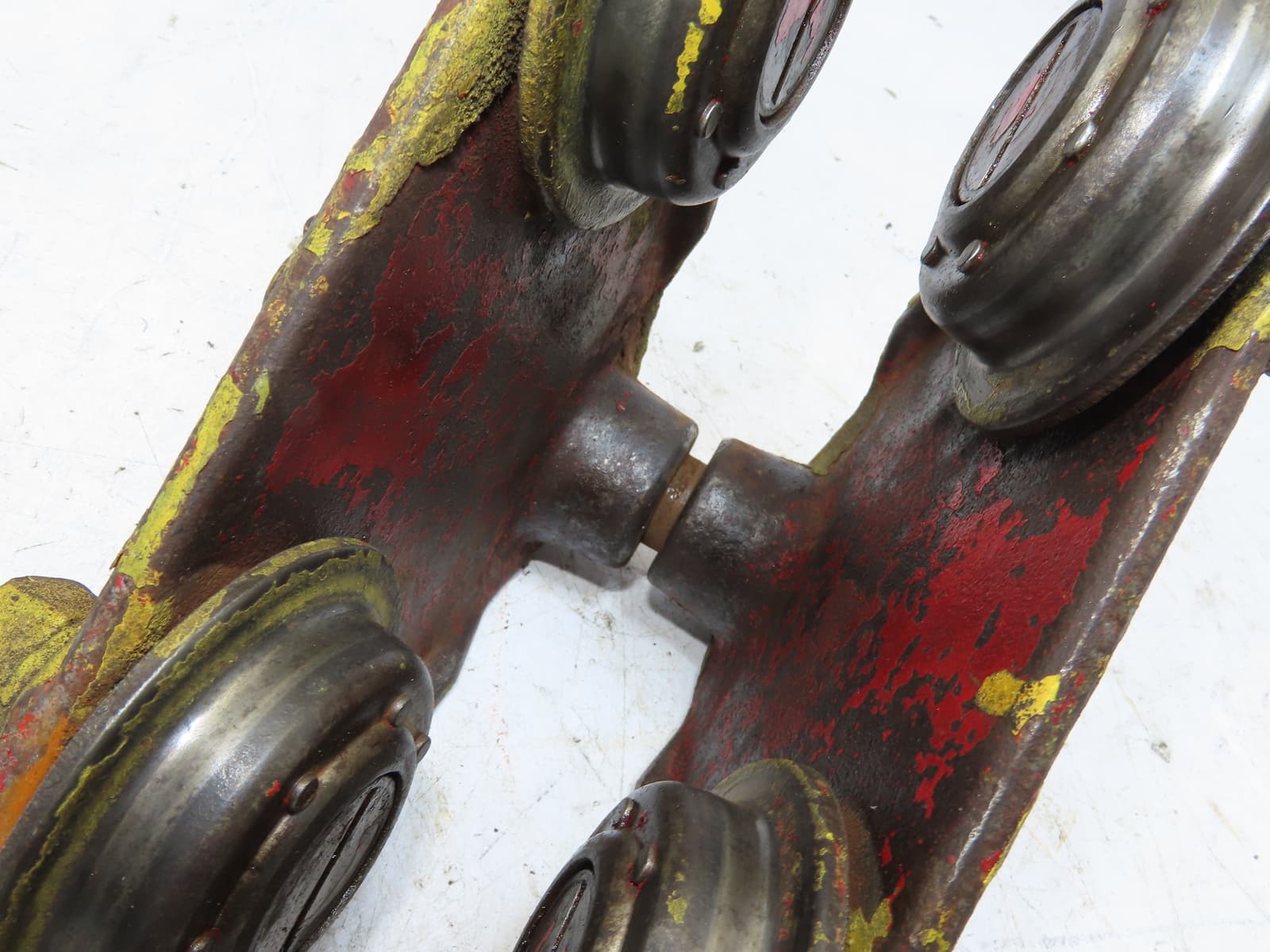 CM Moore Ball Bearing Hoist Beam Trolley 1/4 Ton Capacity 4