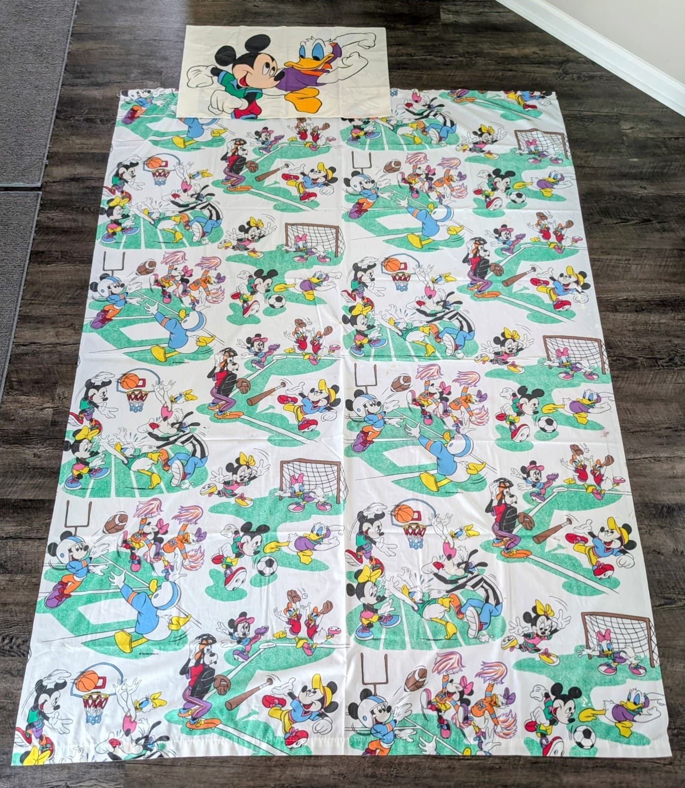 VTG 80s Walt Disney Mickey Mouse Friends Sports Pacific Twin Sheet & Pillow Case