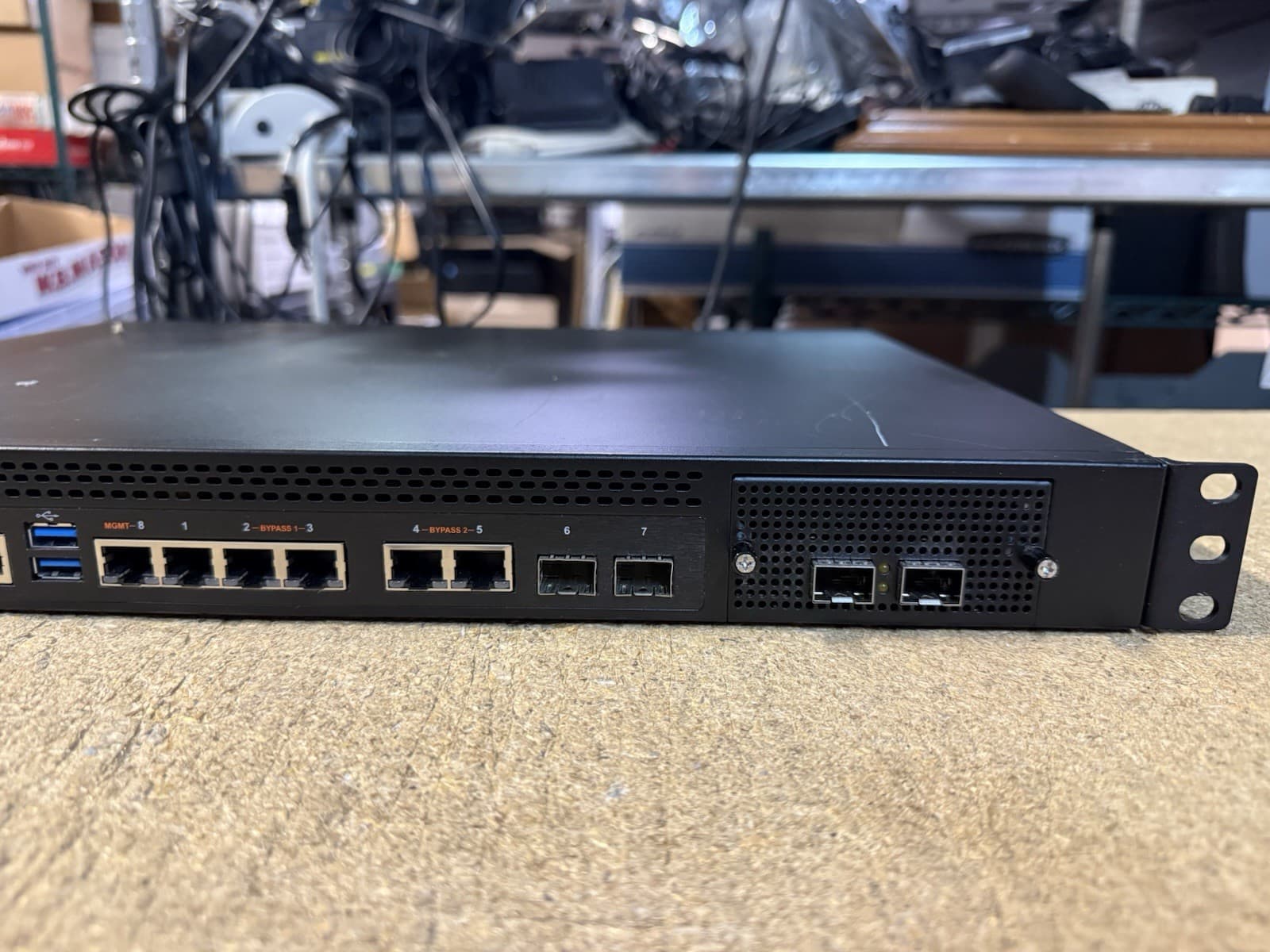 ELFIQ Networks CORE Series V4.R2.B0 Load Balancer 3