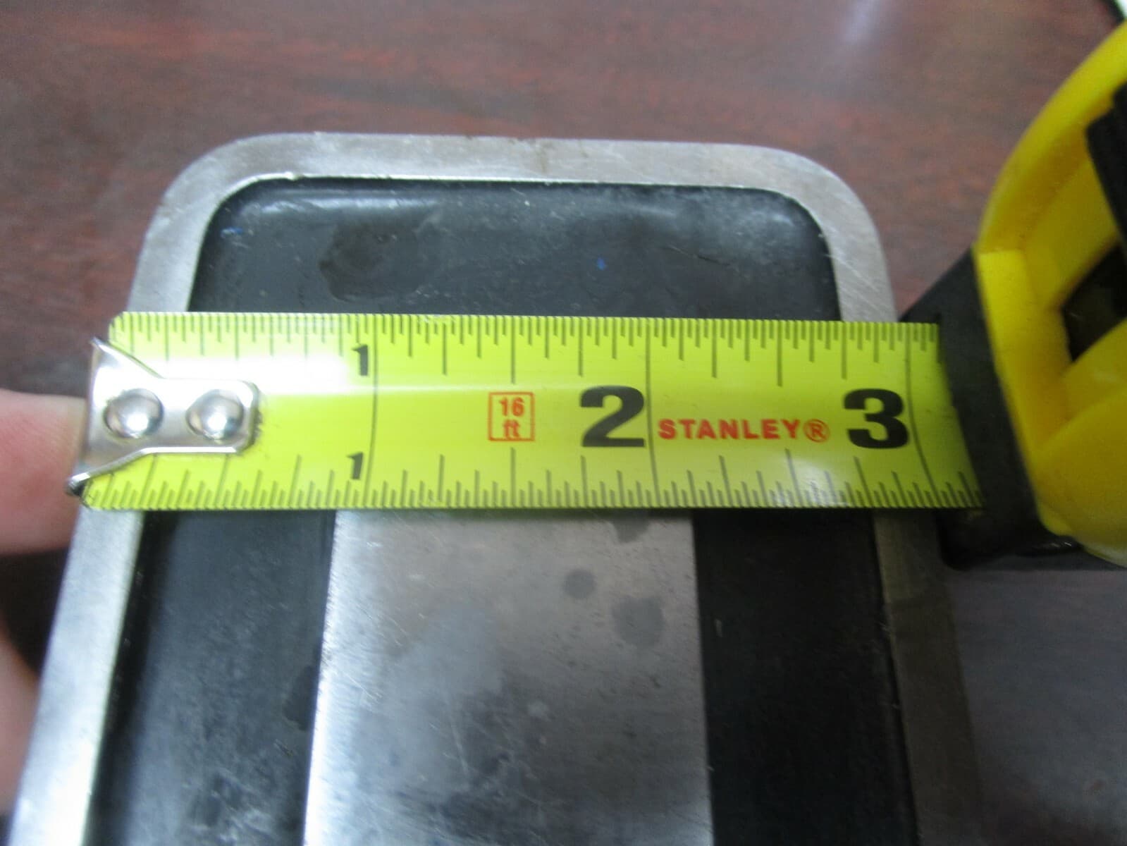 AEC MAGNETICS 3" x 4" RECTANGULAR MAGNET EM-3040-110C 110Vdc 25 WATT 690 LBS CAP 6