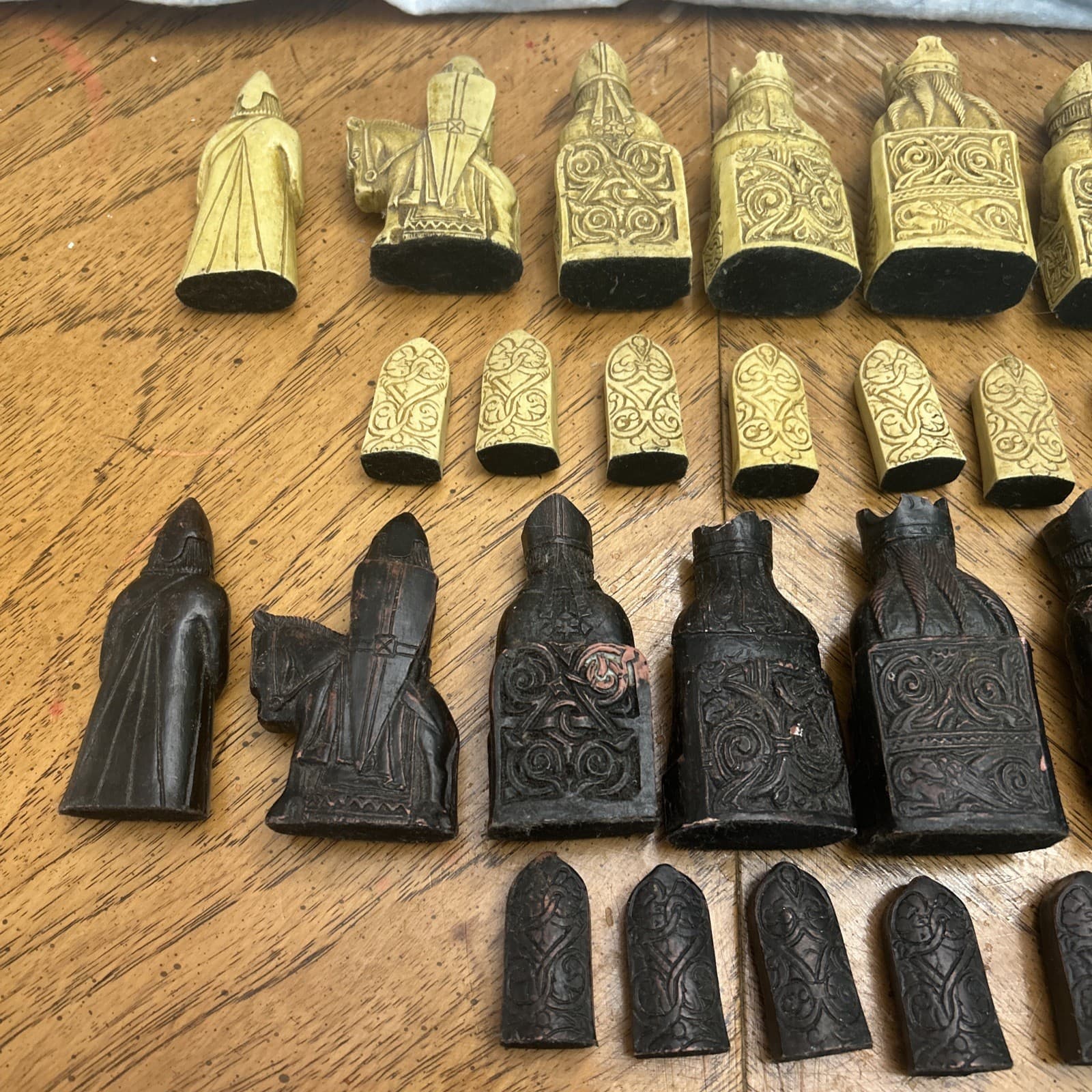 Unique Hand Crafted Chess Pieces!!! 5