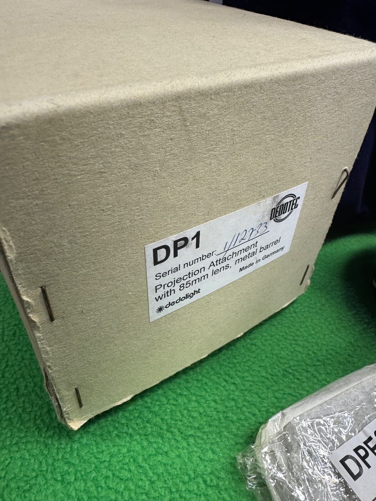 Dedolight DP1  Projection Attachment with 85mm Lens - framing shutter-Gobo-NEW 3