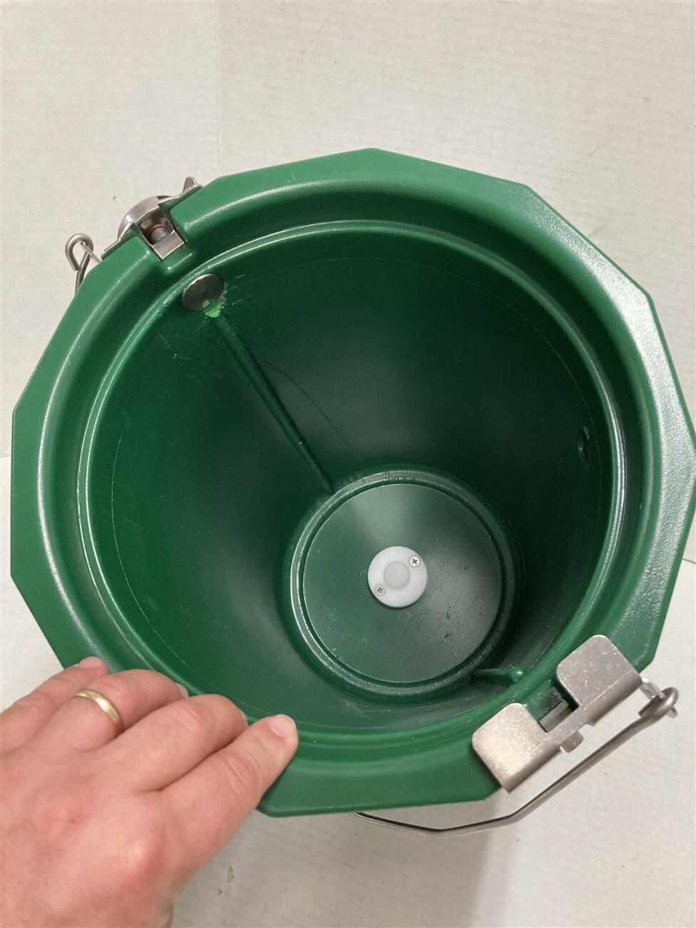 Fiberglass REPLACEMENT TUB for White Mountain 6-QUART Ice Cream Freezers 3