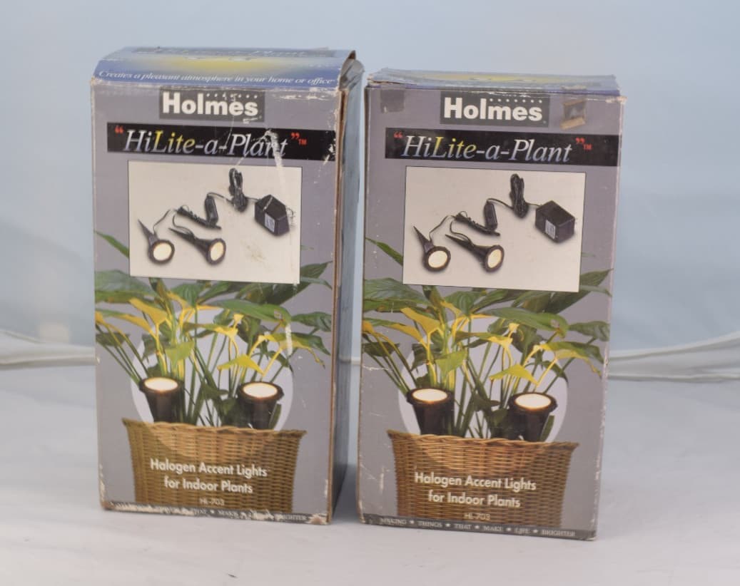 4 Indoor Accent Lights for Plants Holmes 10W Halogen Bulbs (Included) - Tested