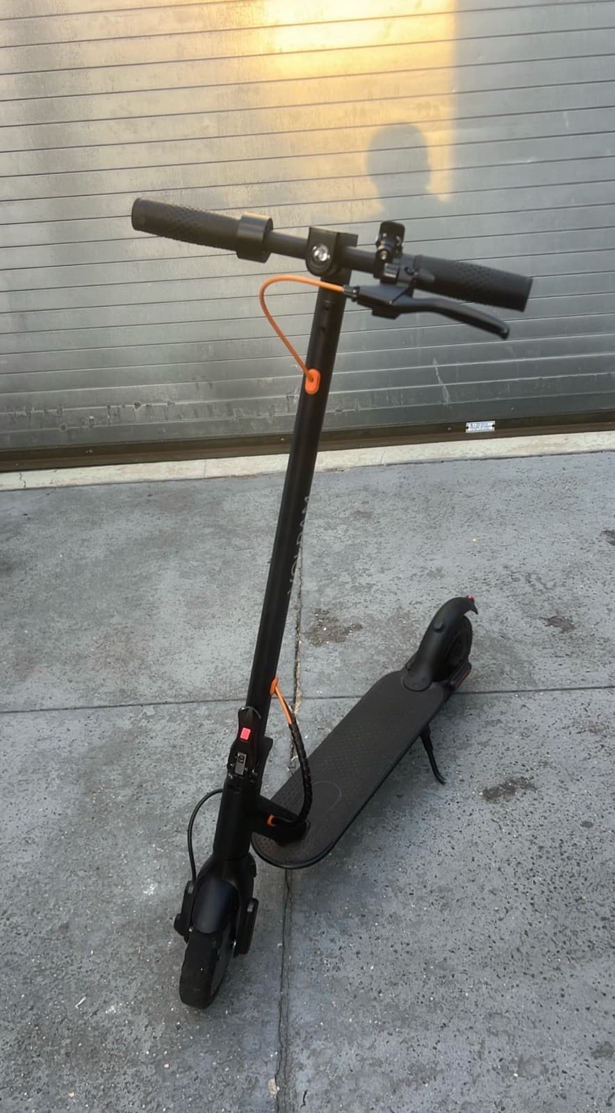VOLPAM Electric Scooter, 350W/500W, 8.5"/10" Tires, 12/21/28 Miles Range, 16/19/ 5