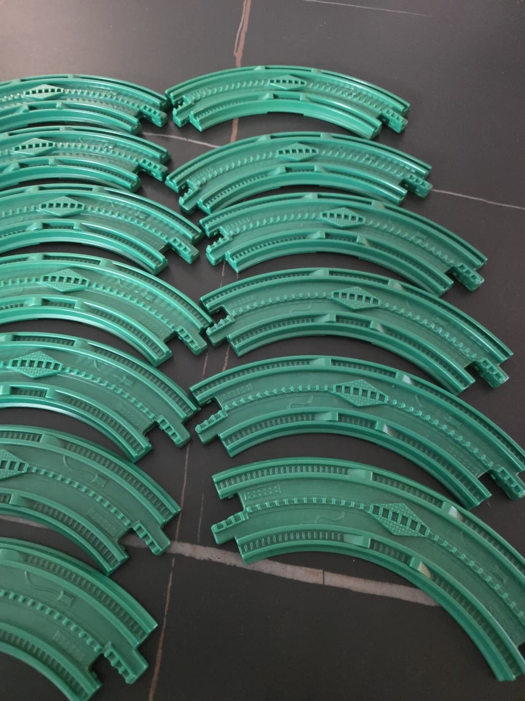Lot of 19 GeoTrax Green Train Track Fisher Price Curve Grip 4