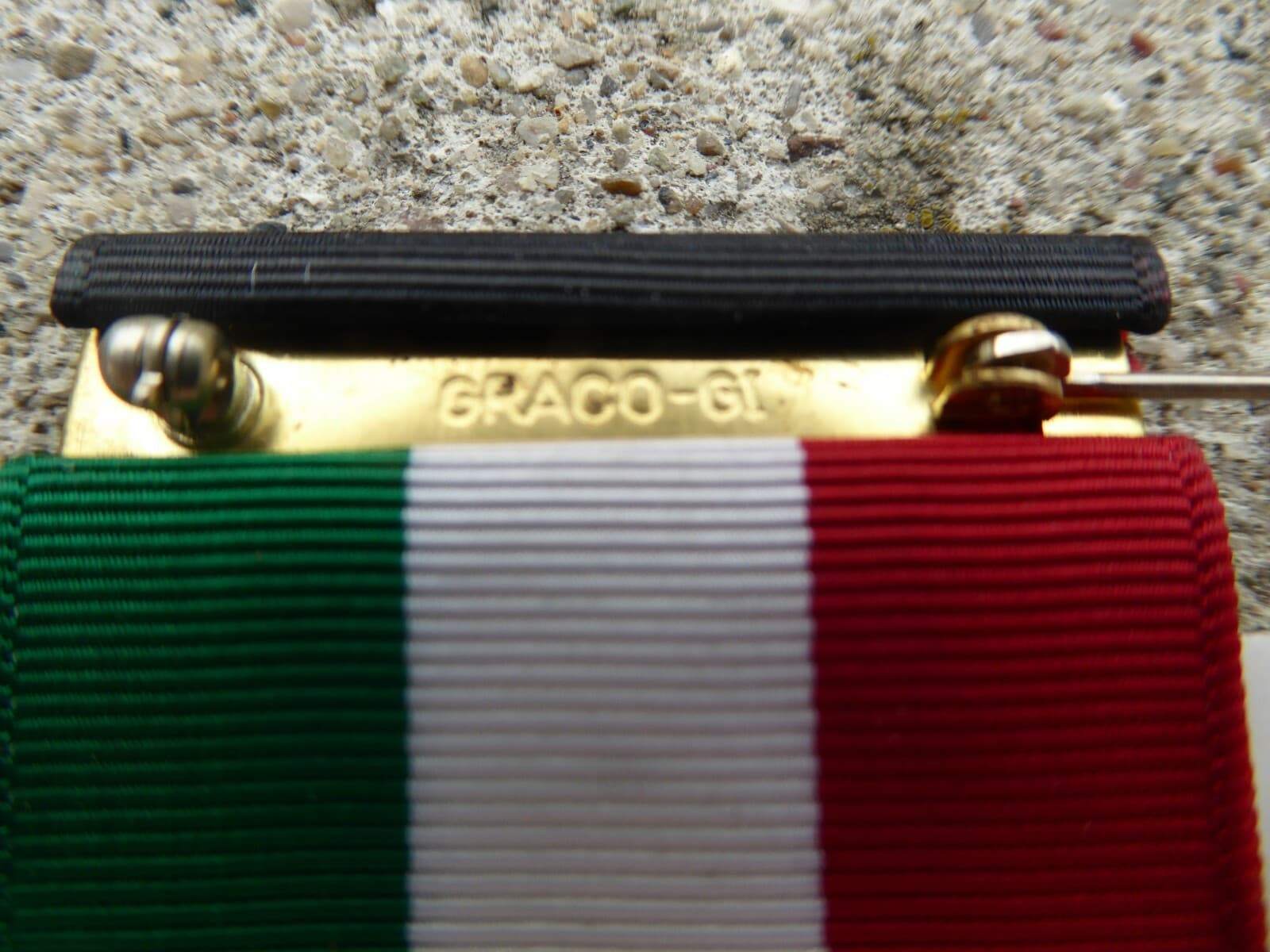 Kuwait Liberation Medal & Ribbon Set New in Box Gulf War 5