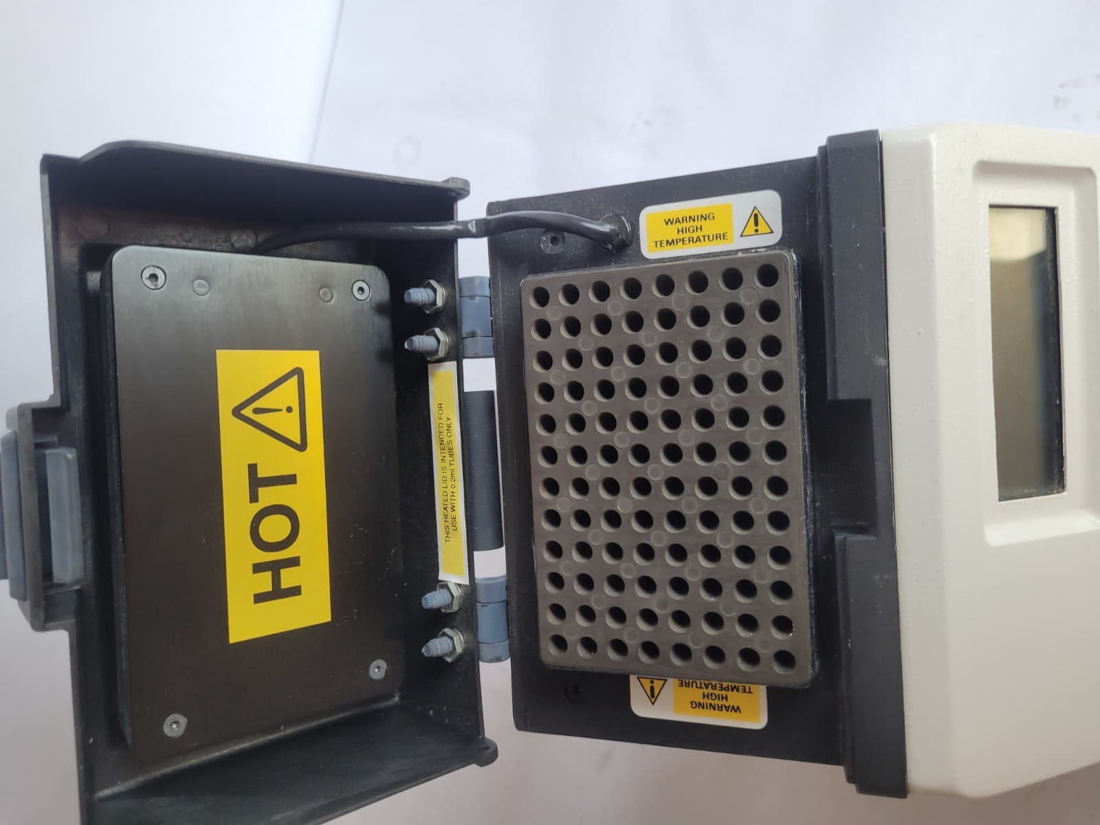 Nuclisens Easy Q Incubator 285204 Lab Microplate Testing Scientific Commercial  5