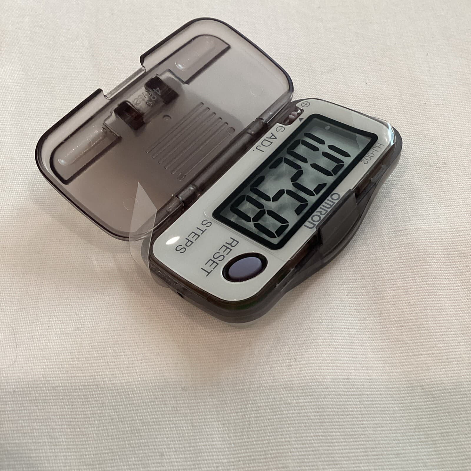 OMRON HJ-002 Step Pedometer - BRAND NEW 4