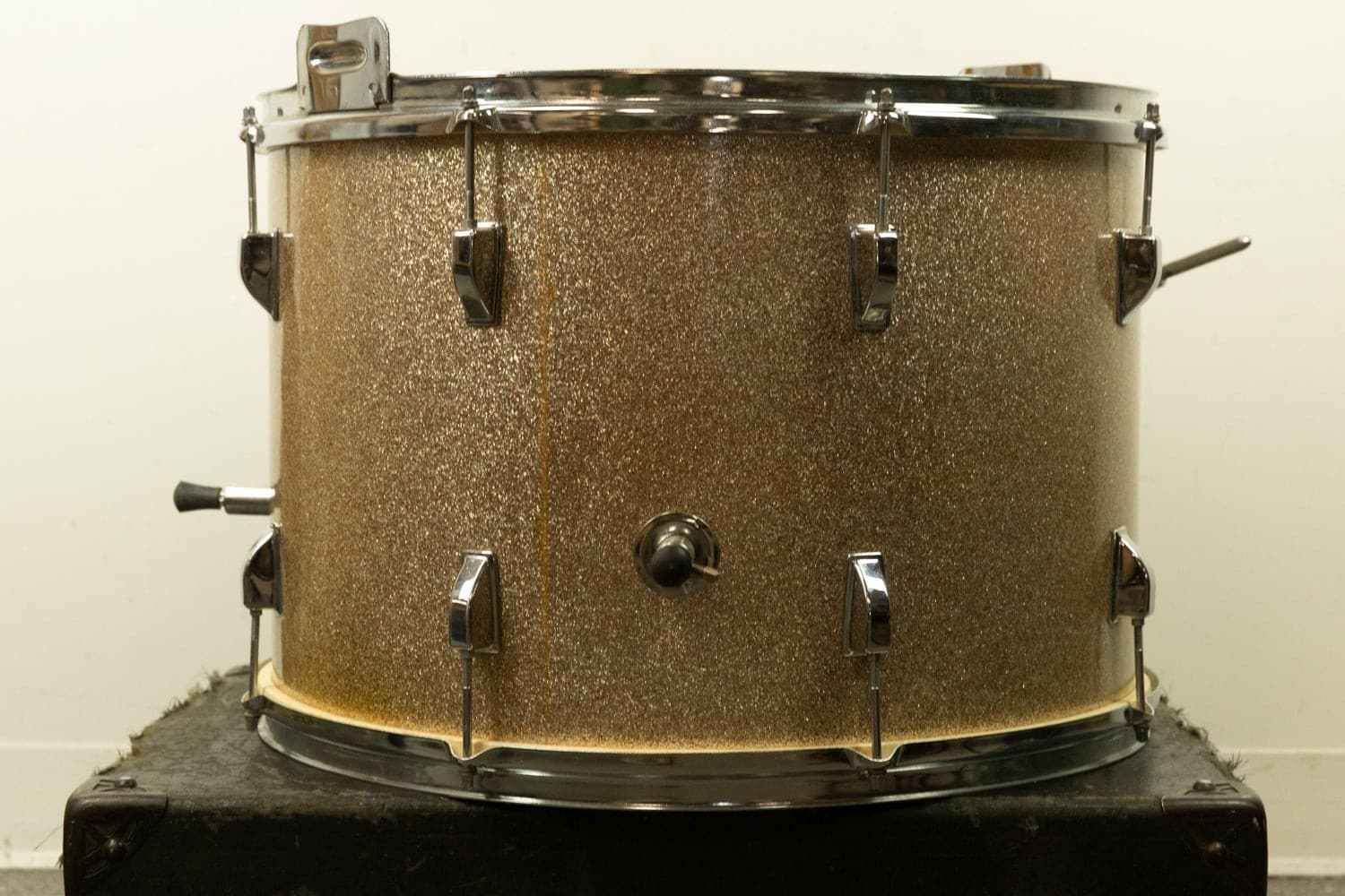 Vintage Kent 14x22 Champagne Sparkle Bass Drum 6