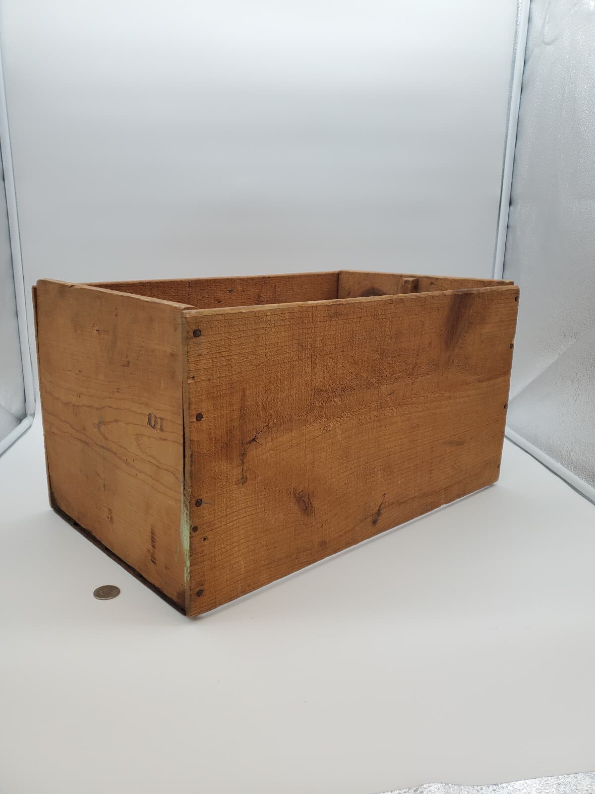 Vintage H.F. Byrd Virginia Apple Apples WOODEN CRATE WINCHESTER, VA USA 2