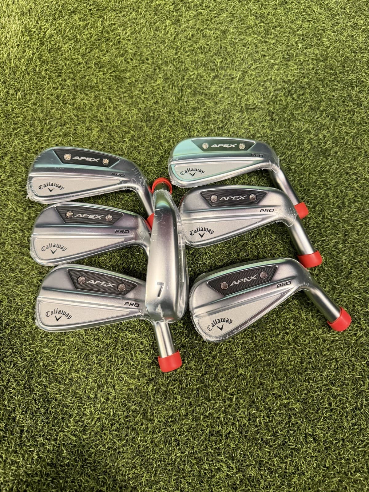 *FACTORY SEALED* Callaway 24 Apex Pro Irons RH 4-P Head Only 3