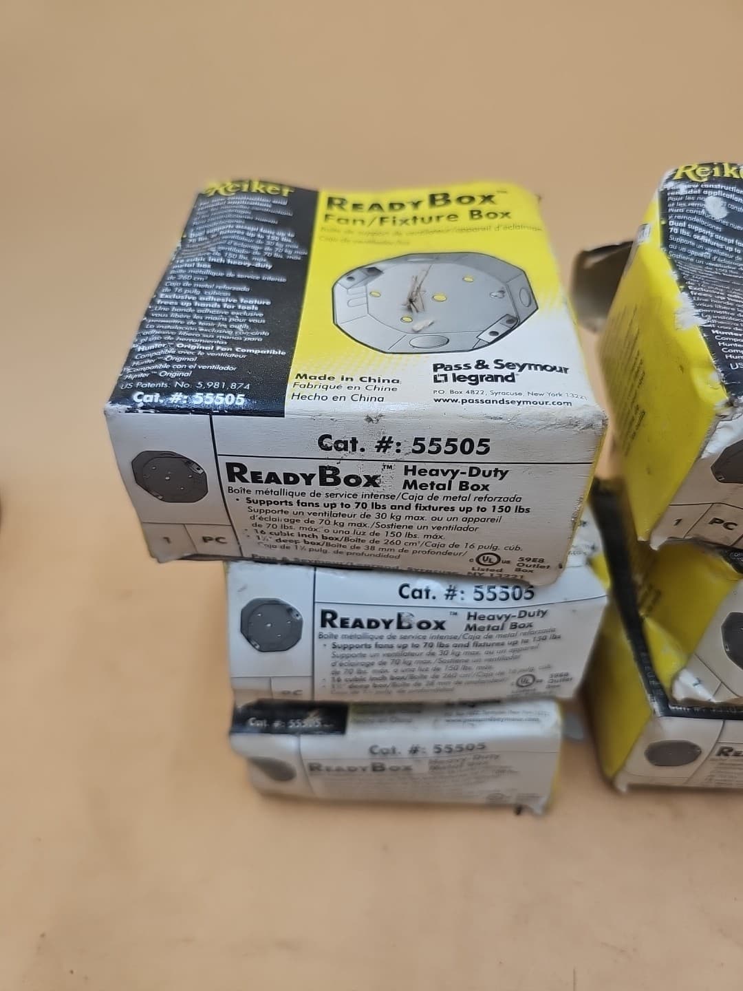 LOT OF 6 Pass & Seymour 55505 4" Octagon Ceiling Box, 1-1/2" Deep, 16 In^3, KOs 2