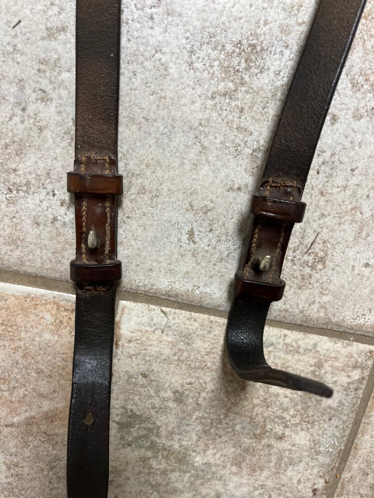 Leather cheek pieces, 3/4 inch 5