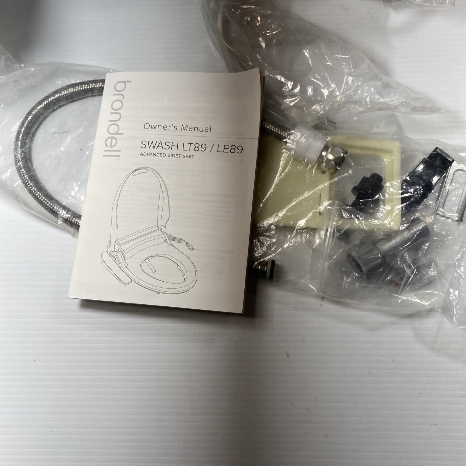 OPEN BOX|Brondell LT89-EW Swash Electronic Bidet Toilet Seat,  Oval, white  5