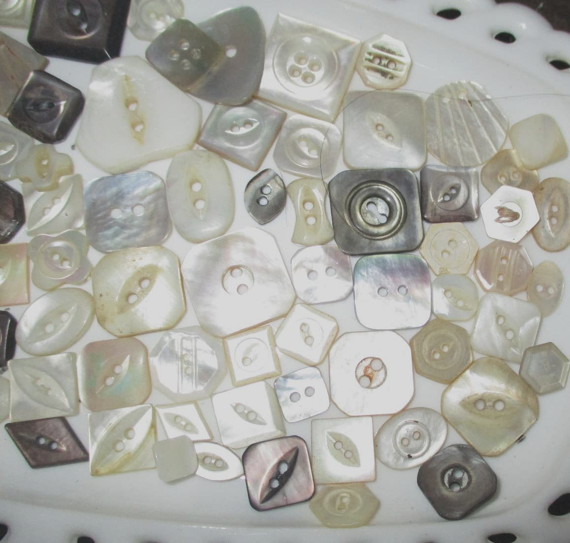 LOT 80+ ANTIQUE MOTHER OF PEARL MOP BUTTONS - ALL DIFFERENT SHAPES MANY CARVED 4