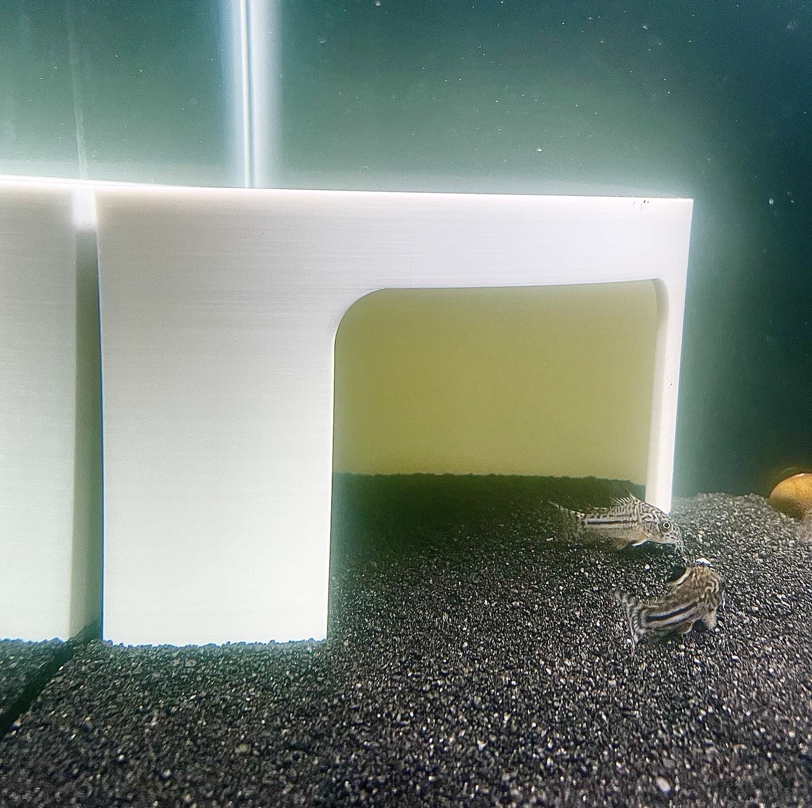 Aquarium Corner Cave Hideout Axolotl Cichlid Cave Fish Tank Accessories Supplies 2