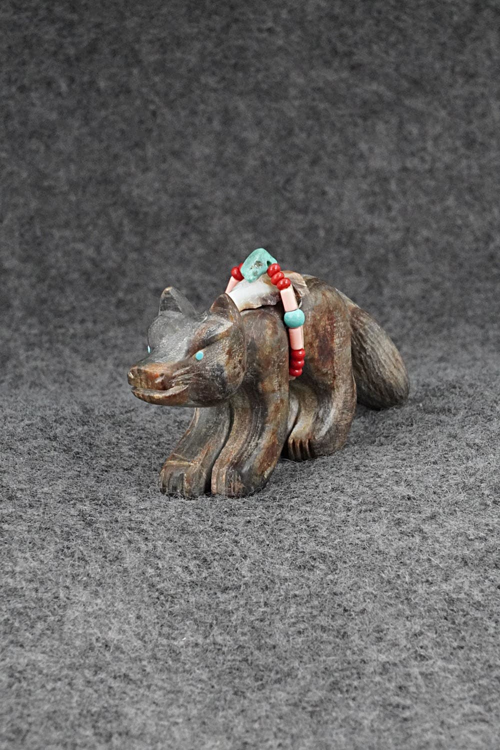 Wolf Zuni Fetish Carving - Douglas Martza 2