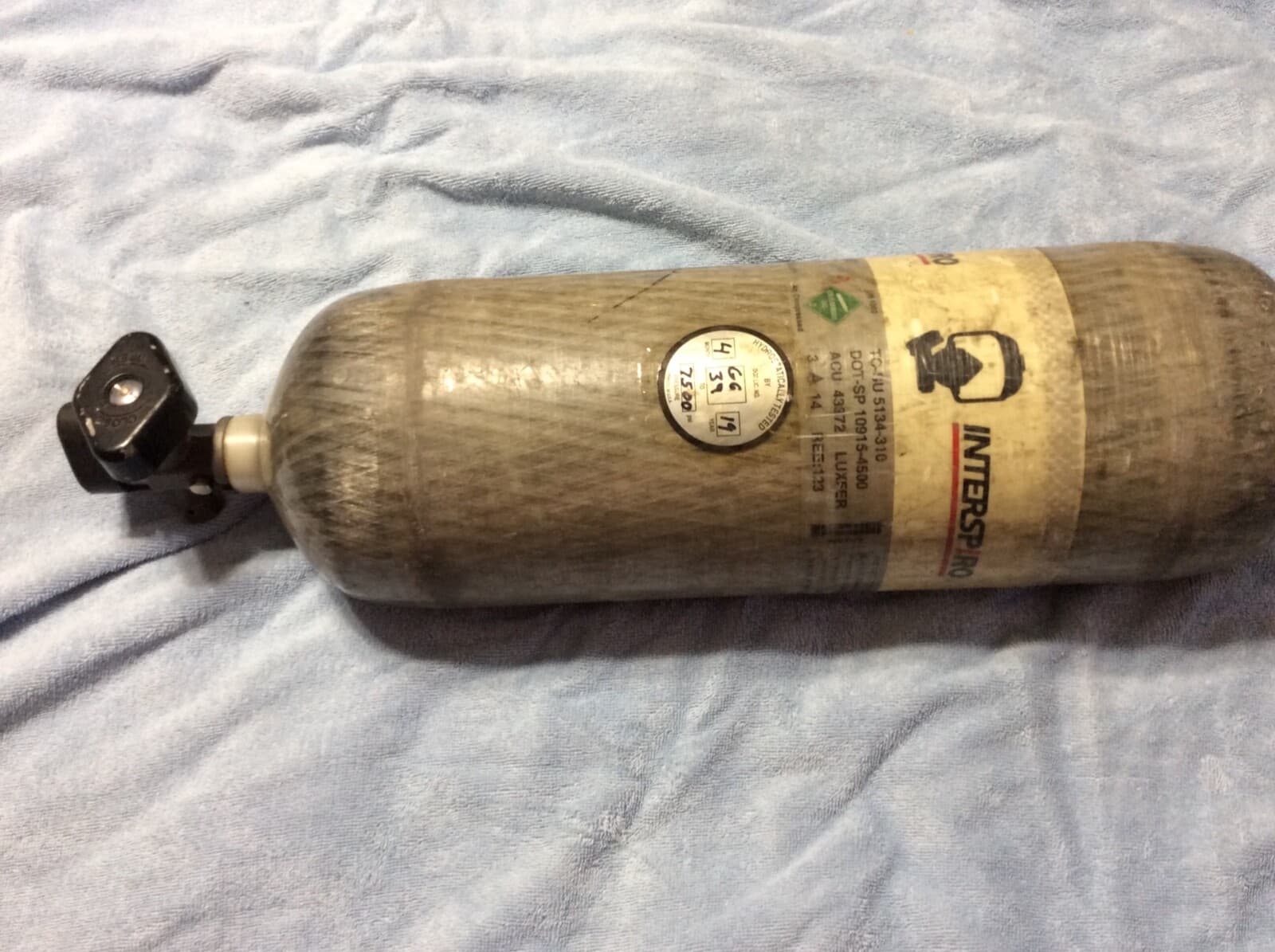 interspiro Air tank 2014 Hydro tested 2019 45 minutes (4500 psi) 5