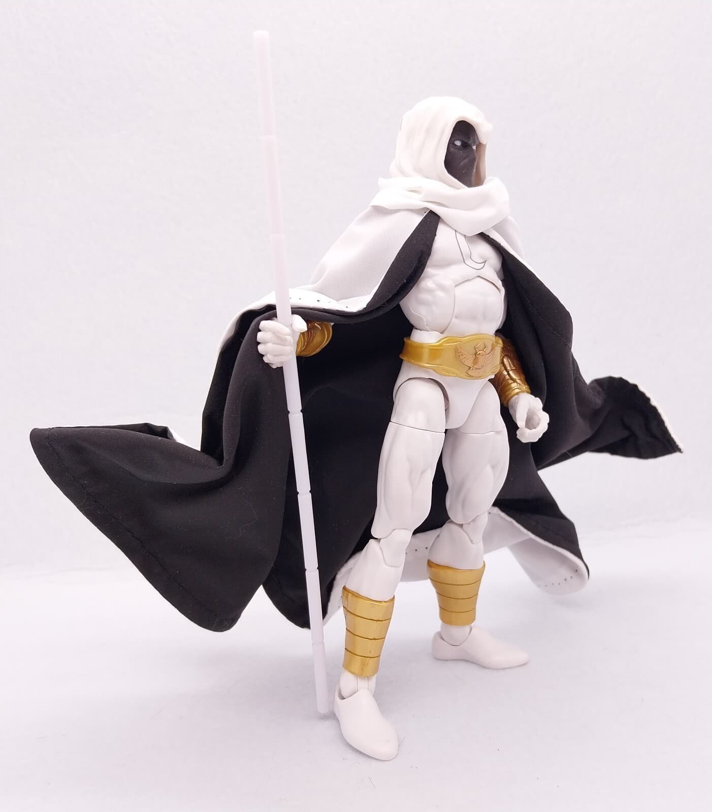Marvel Legends Strange Moon Knight Dedicated Wire White & Black Cape 5