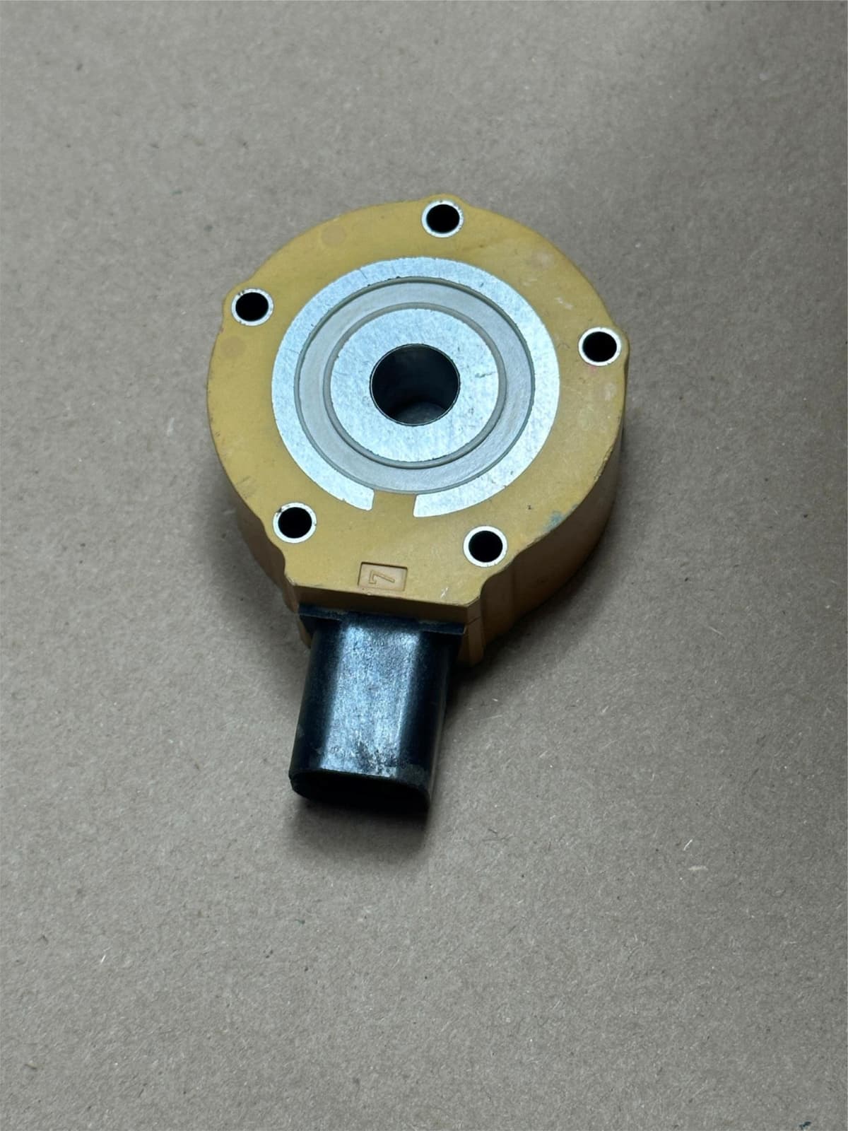 Caterpillar CAT 380-0810 Diesel Injection Pump Solenoid Valve for C9.3 C7.3 More