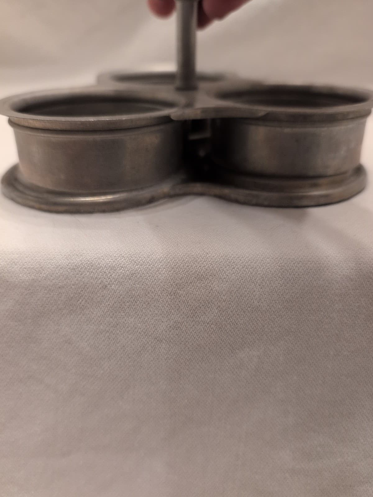 VINTAGE EGG POACHER WITH GREEN NOB 4