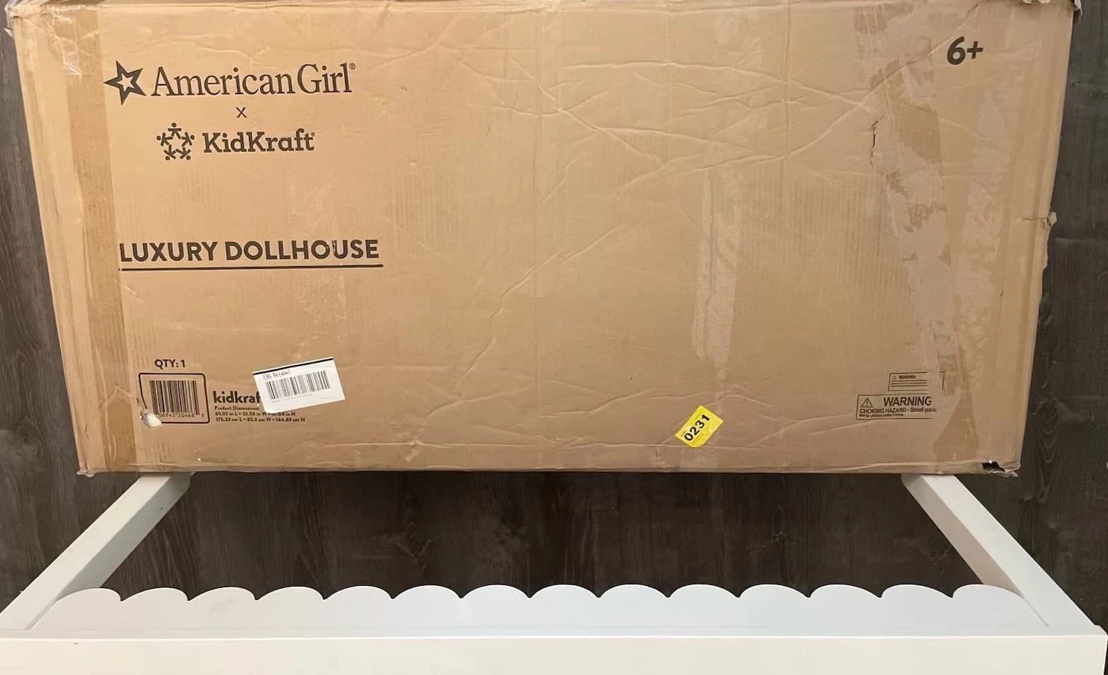 American Girl Doll  x KidKraft Luxury Wooden Dollhouse New 2