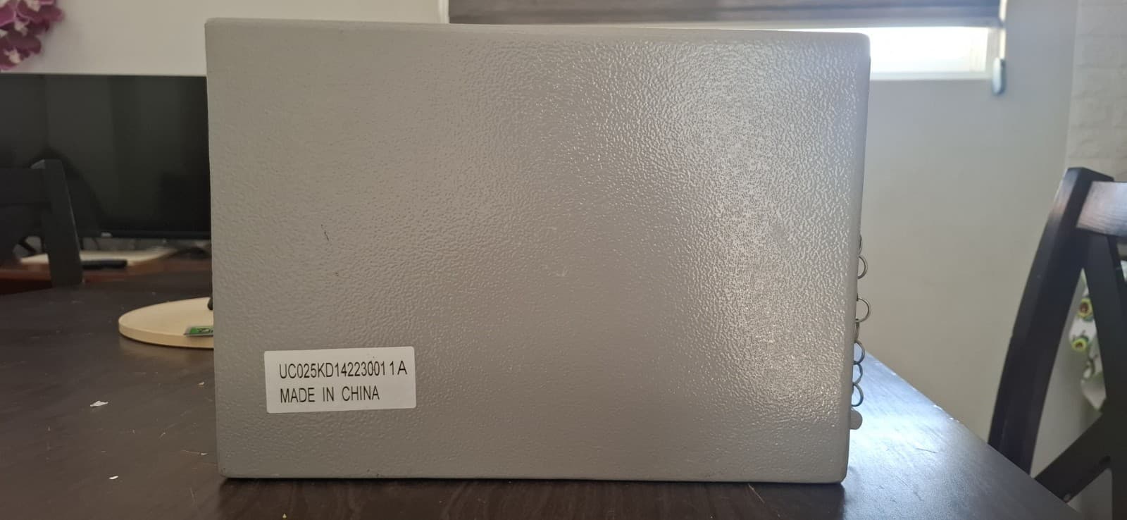 Small StrongBox. Sentry Safe. With Key 5