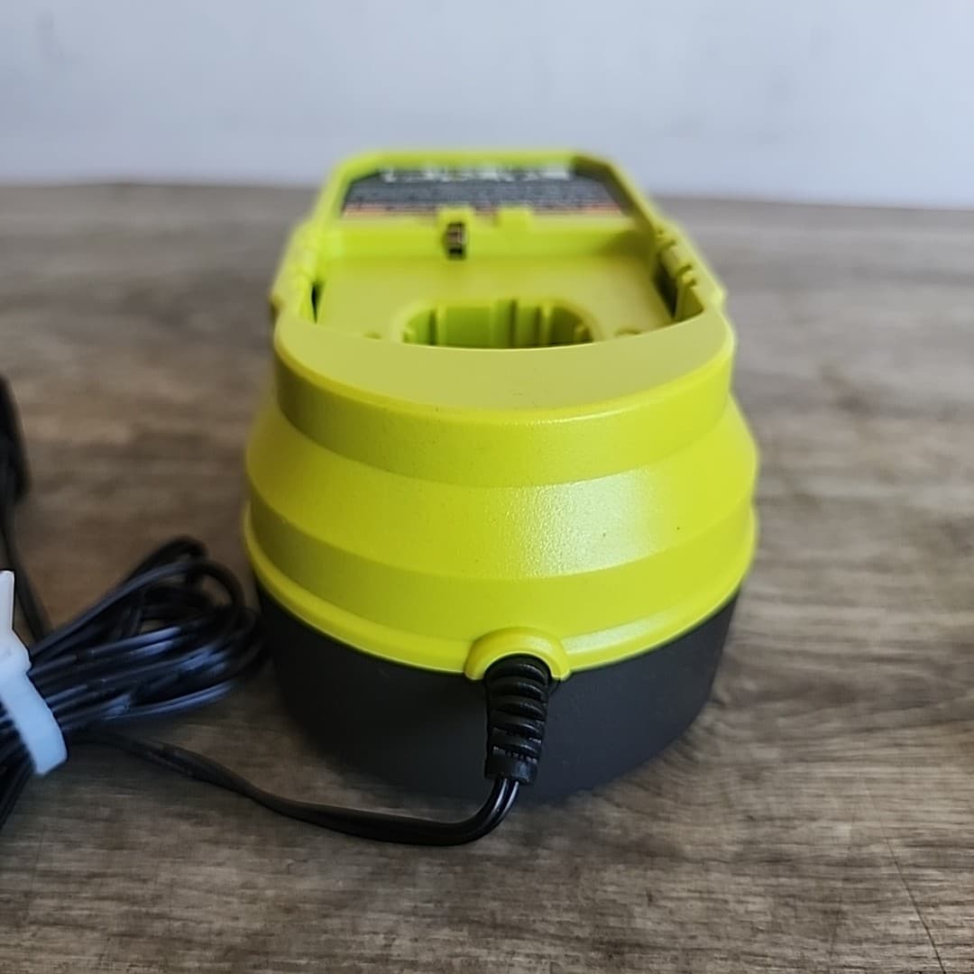 Genuine Ryobi One + Lithium Ion Charger 18v PCG002 4