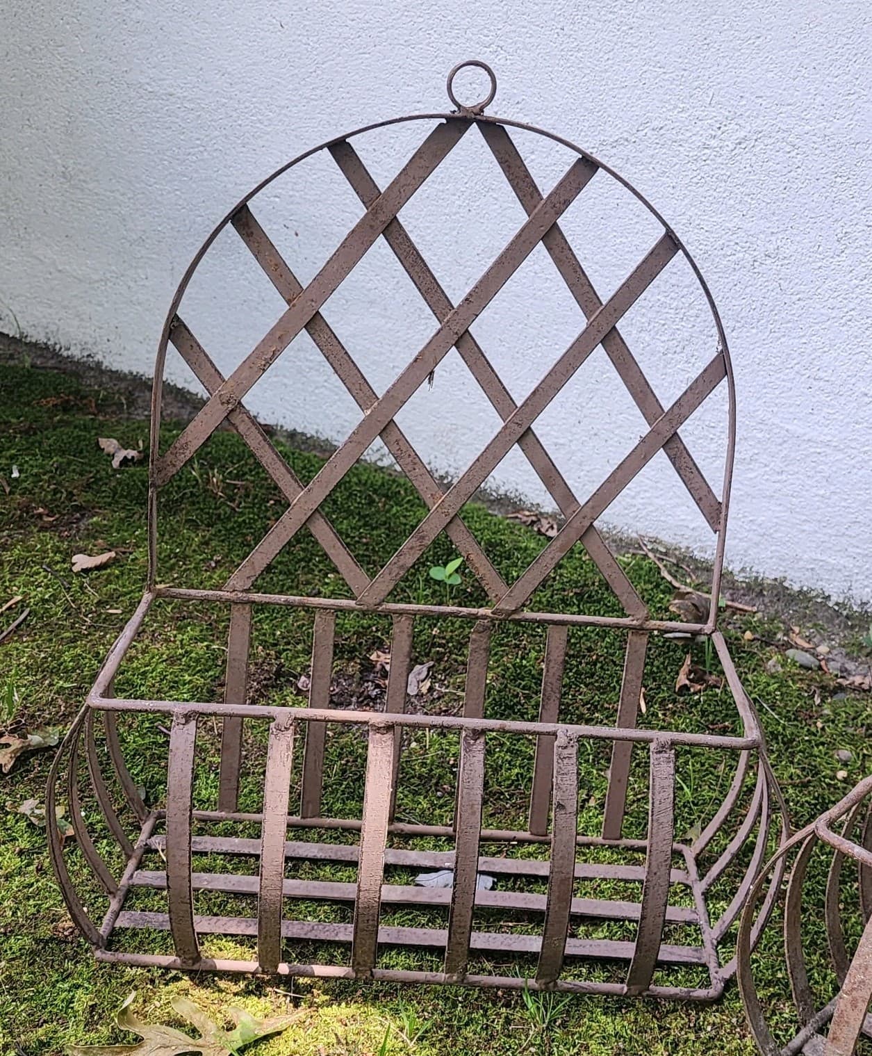 VINTAGE MID CENTURY MESH HEAVY WROUGHT IRON WALL PLANTERS  3