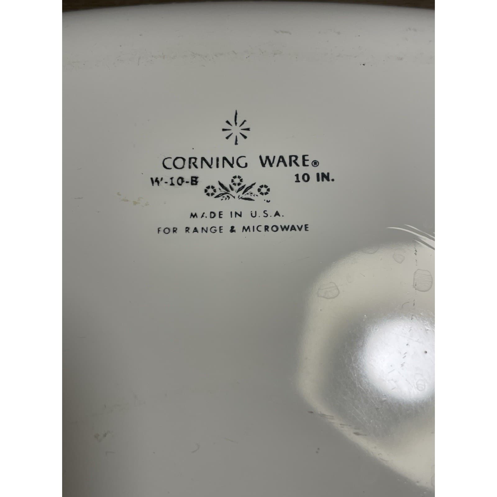 VTG Corning Ware Amber Waves Of Grain Covered Casserole Wheat W-10-B W/ Lid 5