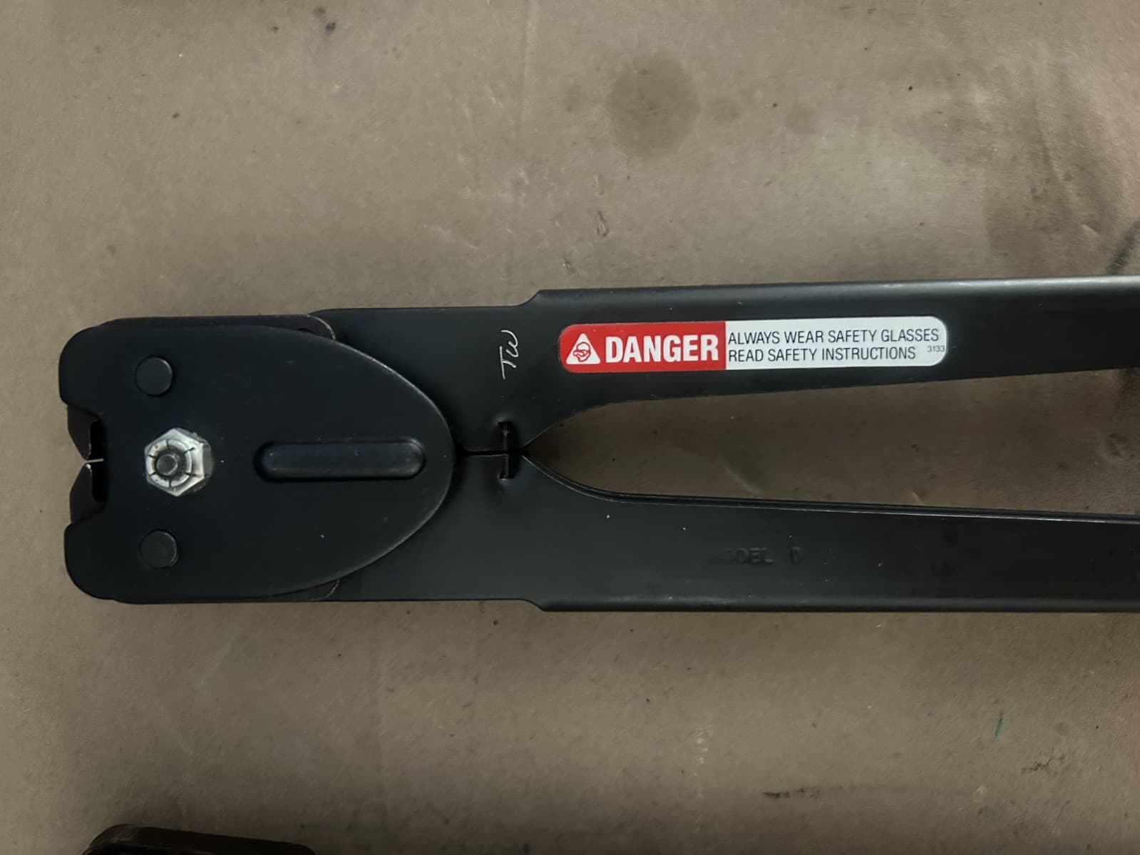  SIGNODE MODEL D PLASTIC STRAP BANDING CRIMPERs 506 LOT of 4 2