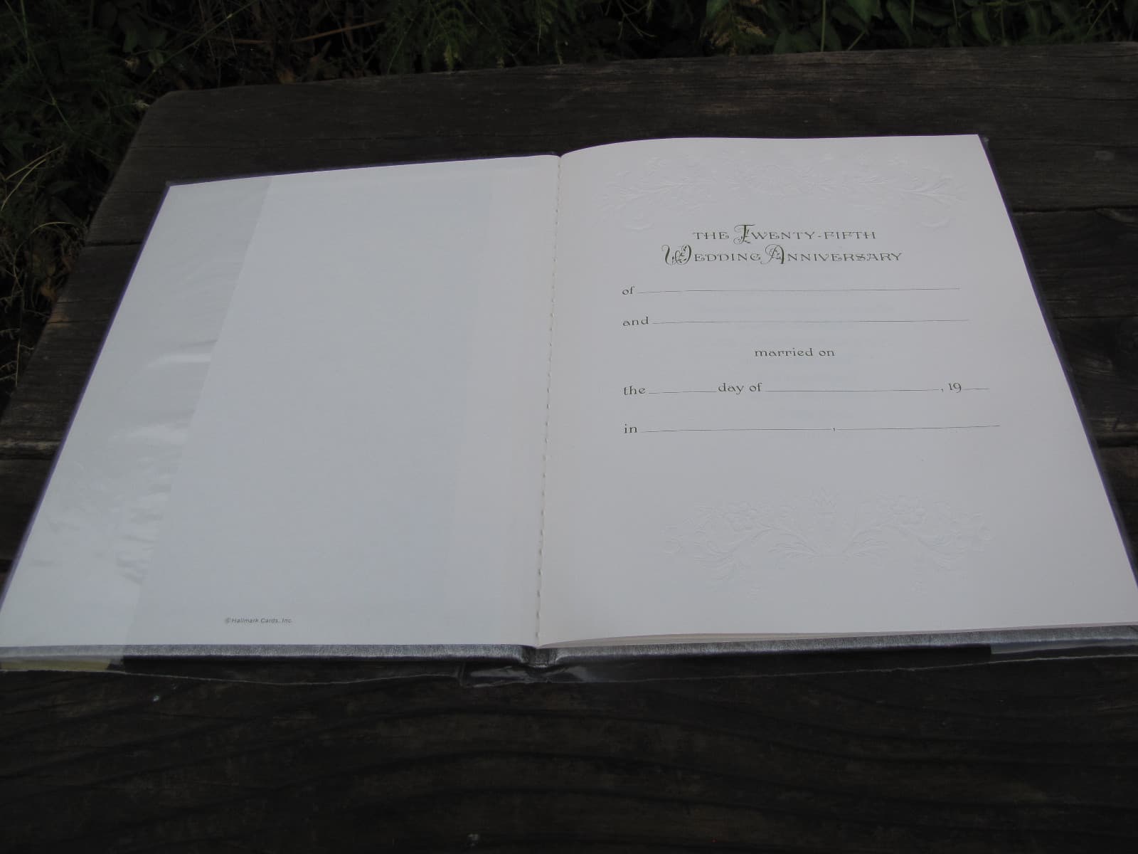 VTG Hallmark Silver Anniversary Memory Book Our 25 years of Marriage 4