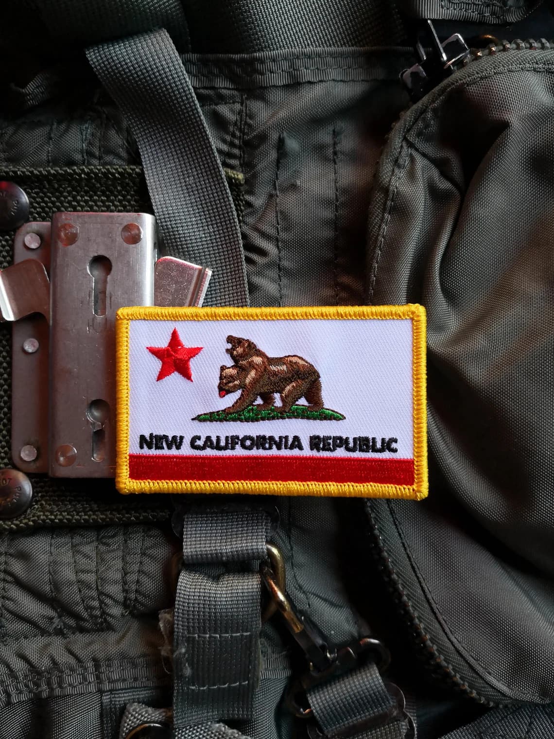 Fallout: New Vegas, New California Republic flag, NCR Military Morale hook patch 2