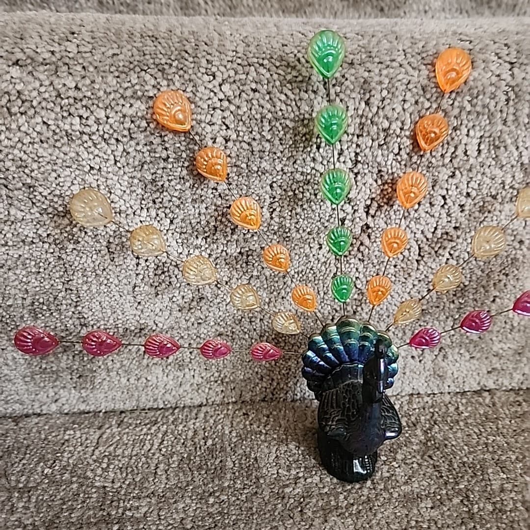 Vintage Plastic MCM Iridescent Peacock w/ Wire Feathers Figure 4