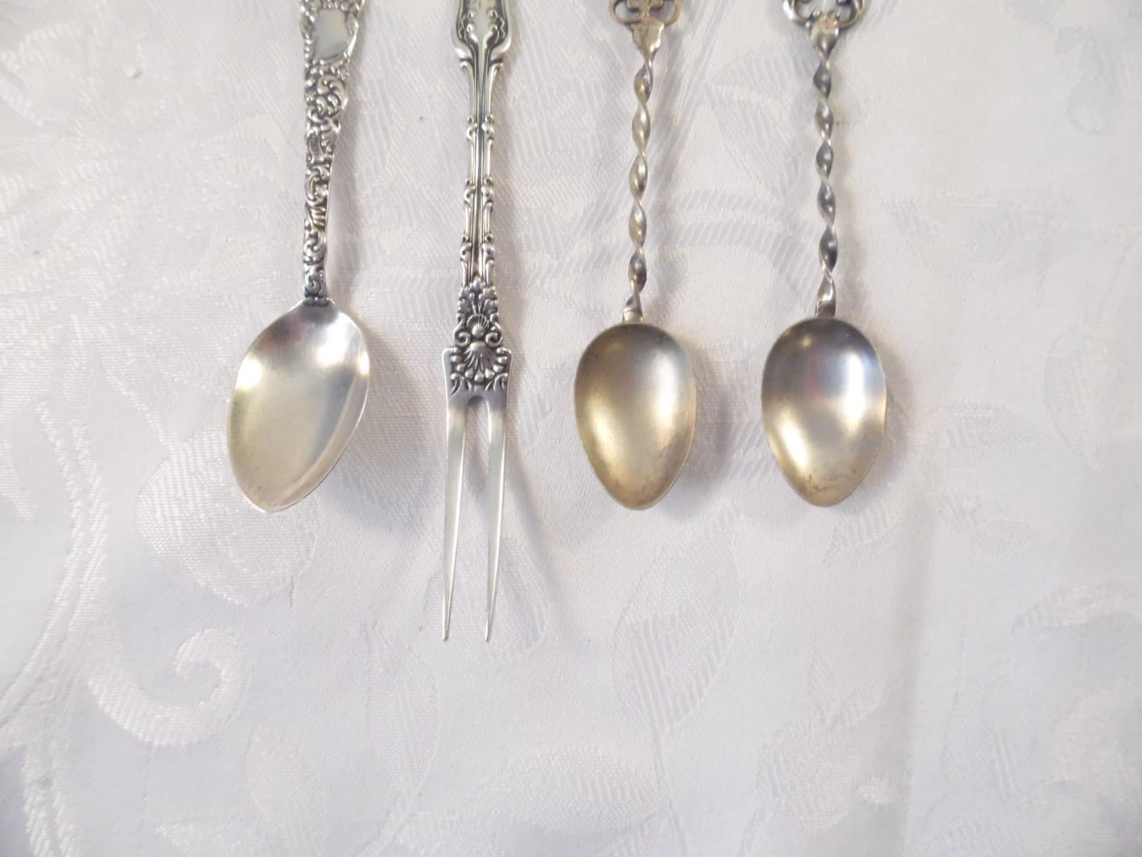 4 PIECES .925 SILVER SMALL SPOONS and FORK - 0.86 TROY OUNCES 3