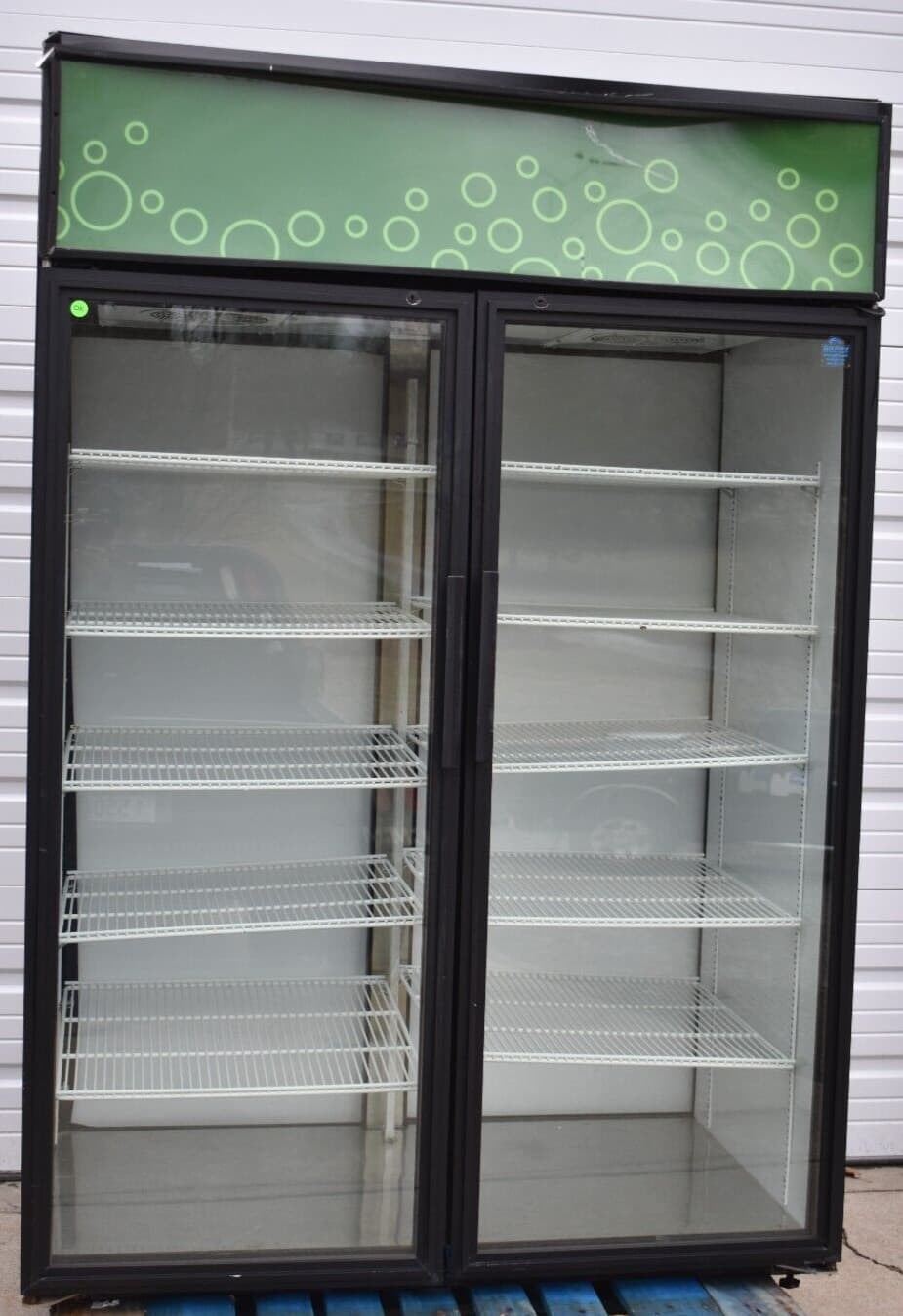 TRUE GDM-52TM-RL-LD BLK PASS THRU GLASS DOORS REFRIGERATED MERCHANDISER