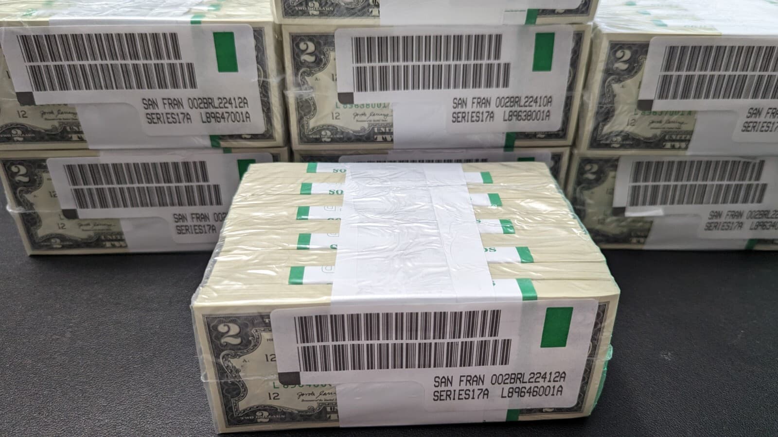 SALE!! - 1000 TWO DOLLAR BILLS-$2-SEALED BEP BRICK UNCIRCULATED SEQUENTIAL- SALE