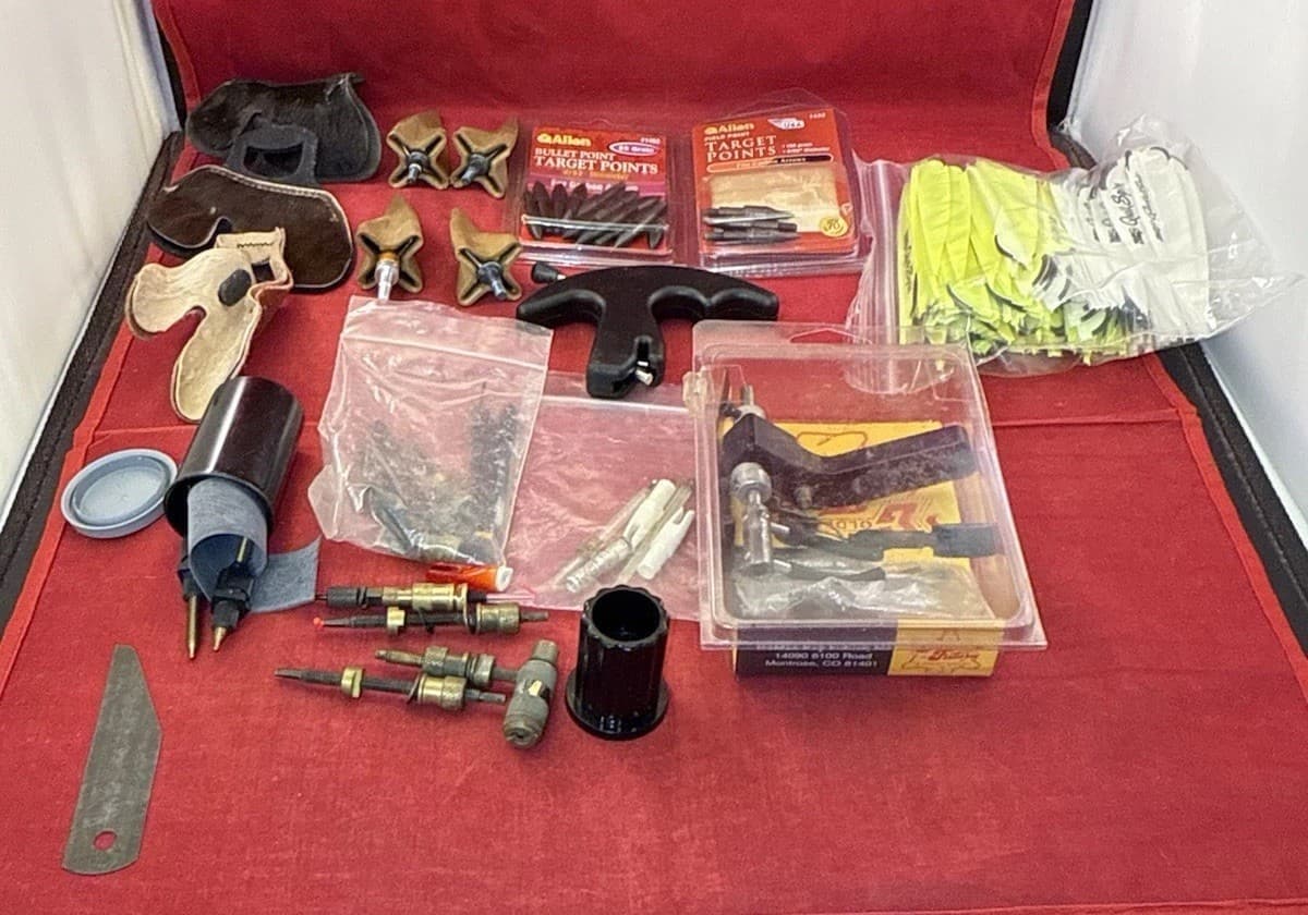 Archery Arrow Bow Supplies, Points, Rests Grab Bag Lot 2