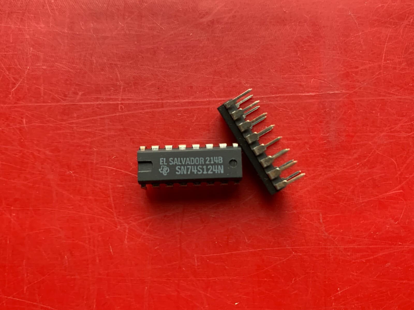10x SN74S124N TEXAS INSTRUMENTS IC OSC DUAL VCO 60MHZ 16-DIP 2