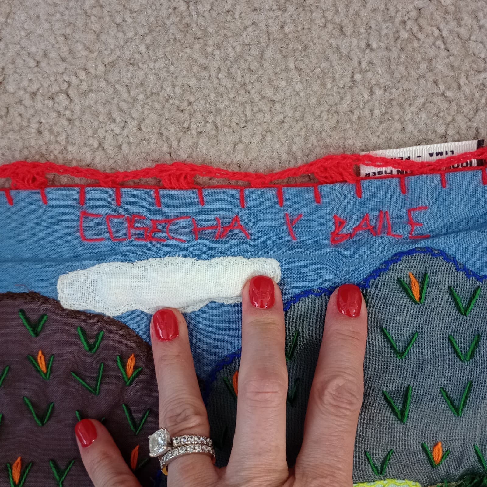 Peruvian Arpillera 3D Applique Folk Art 19”x19” Cotton Wall Art/Tapestry 2