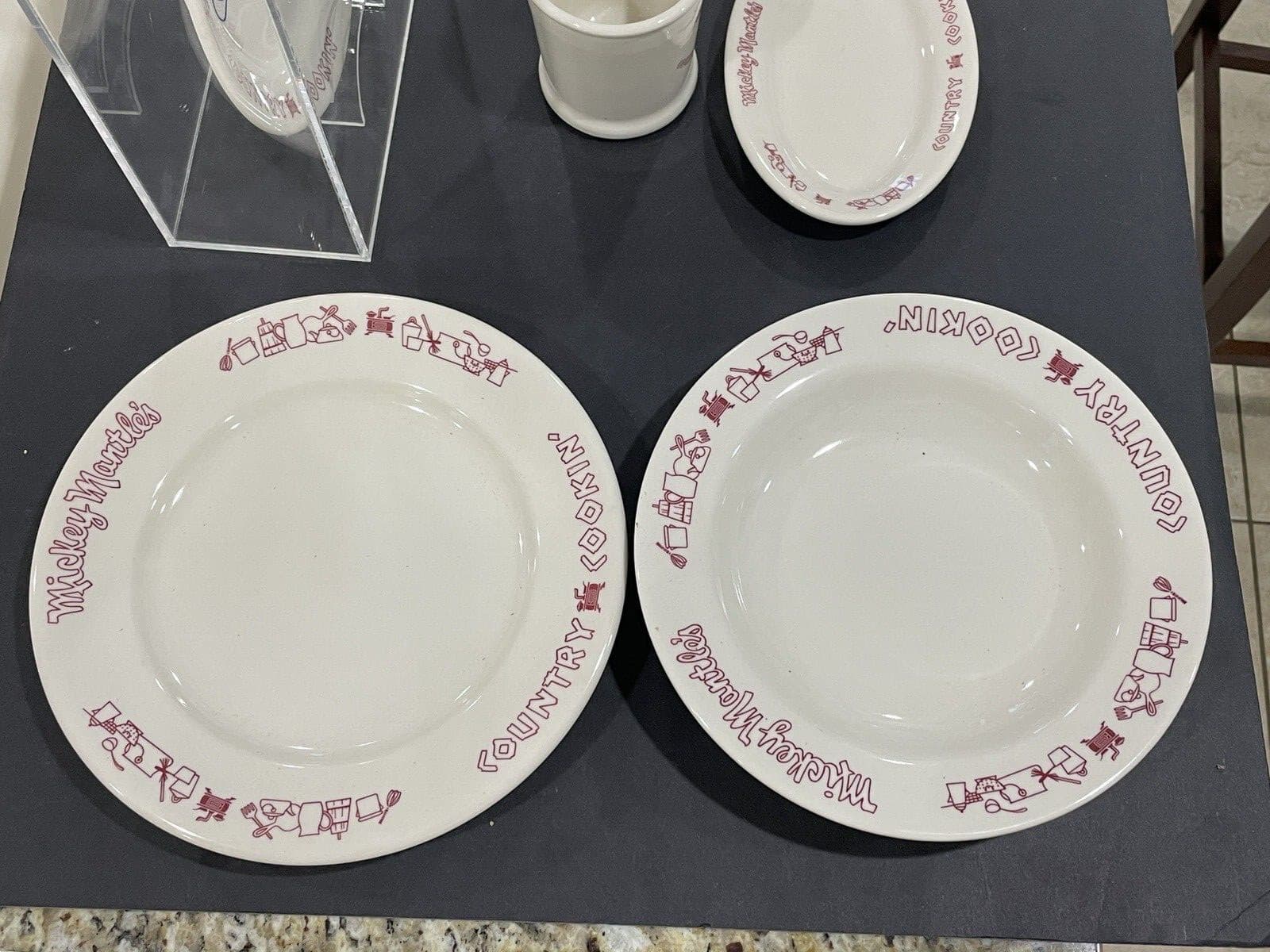 Mickey Mantle * SIGNED * Country Cookin' Restaurant Complete Plate & Bowl Set 4