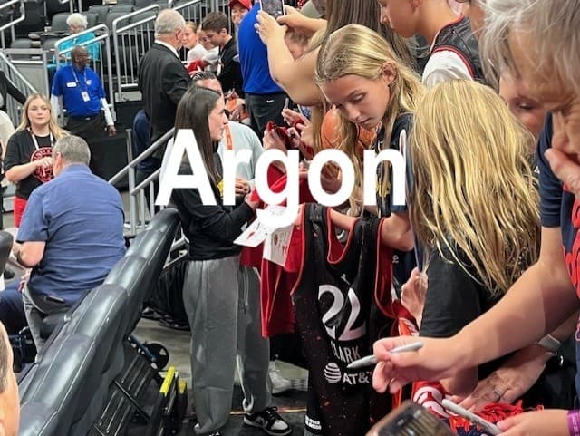 NEW NIKE CAITLIN CLARK AUTOGRAPHED INDIANA FEVER STRANGER THINGS JERSEY 3