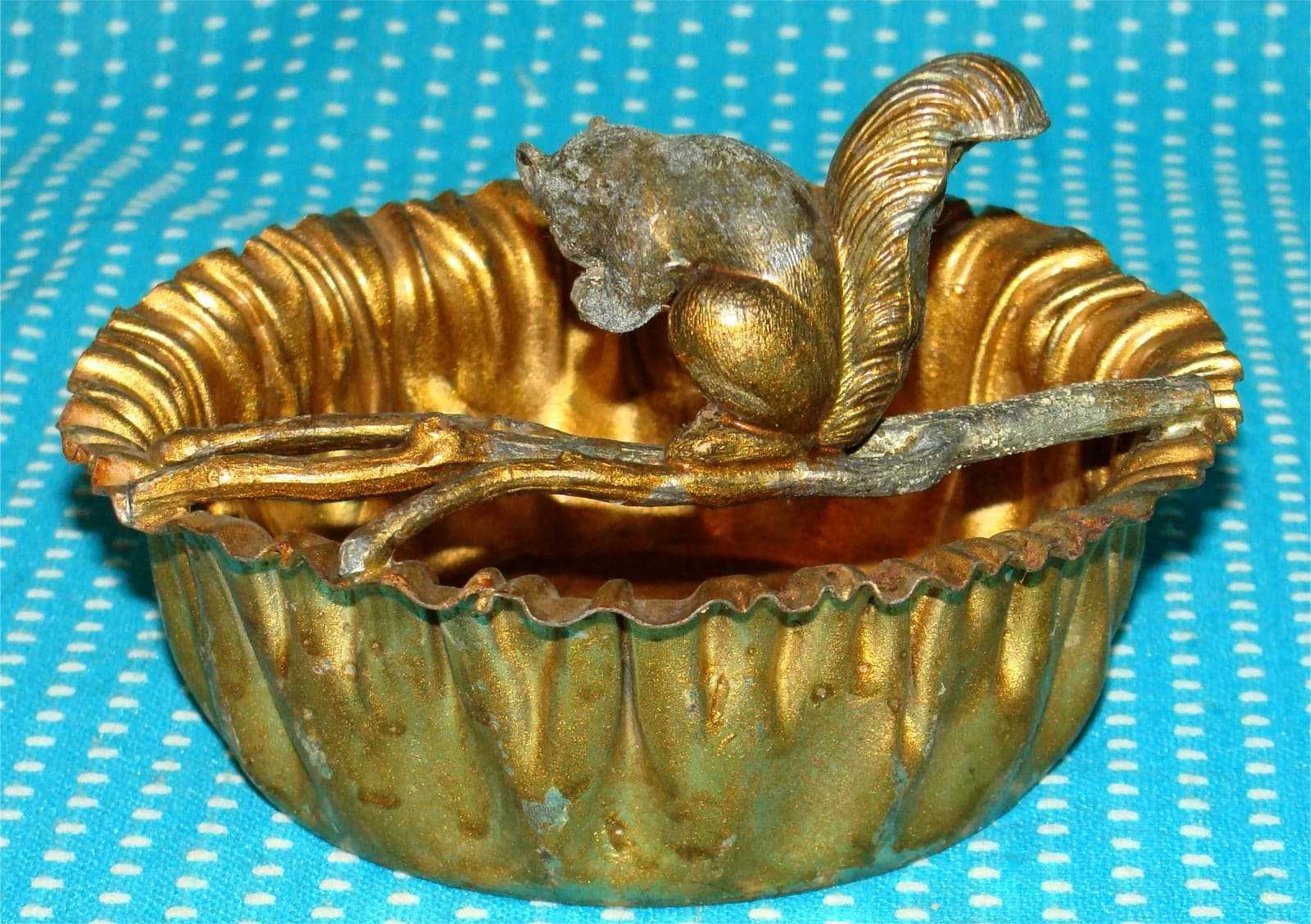 Vtg Antique Quadruple Silverplate Squirrel Branch Nut Bowl Crinkle Edges Empire 6