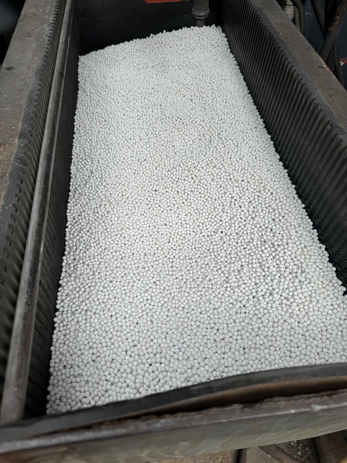 Ceramic Polishing Beads 5 Pound Industrial Grade New  6