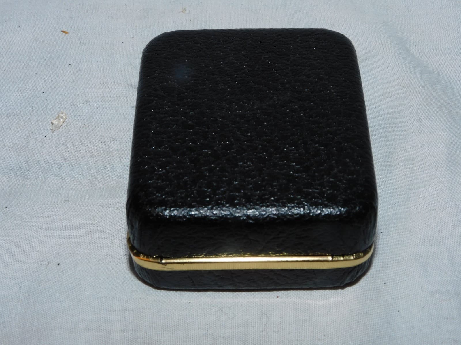 Disney Cast Member Original 5 Year Service Award RUBY Pin 10k G.F. Gold WITH BOX 3