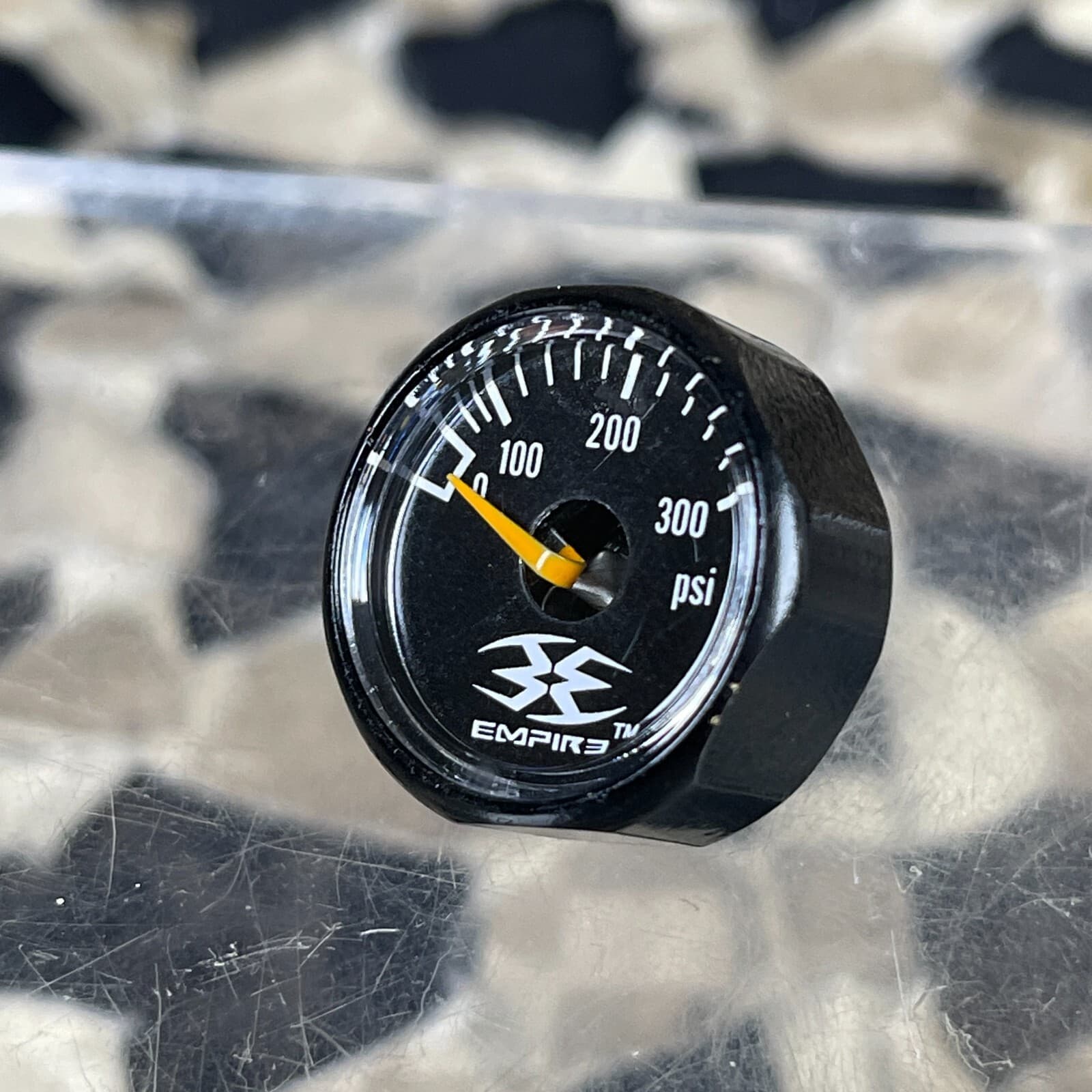NEW Empire Mini Regulator Gauge - 300 PSI (17596)