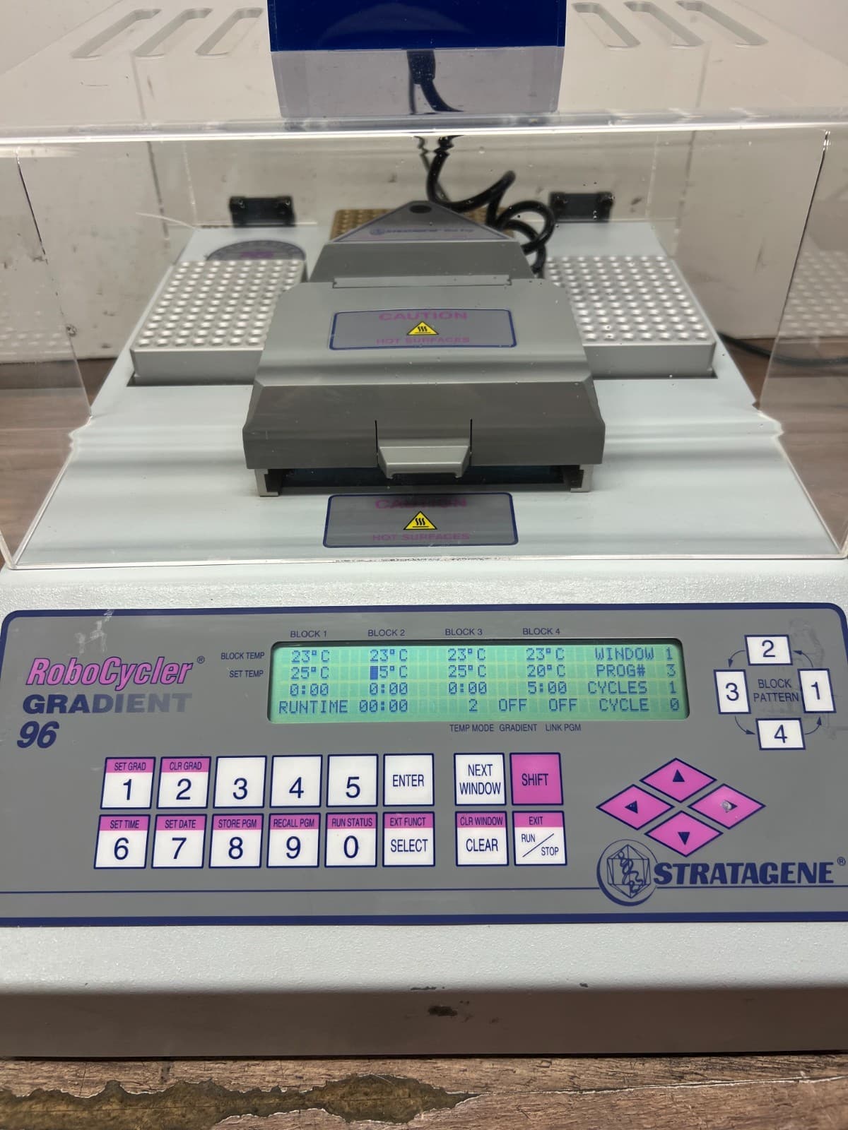 STRATAGENE RoboCycler Gradient 96 PCR Thermal Cycler