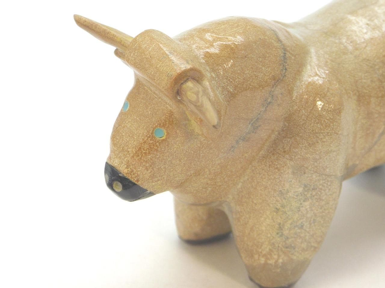 COW, Steer or BULL ZUNI Stone FETISH by Freddie Leekya, Rock Carving, Travertine 4